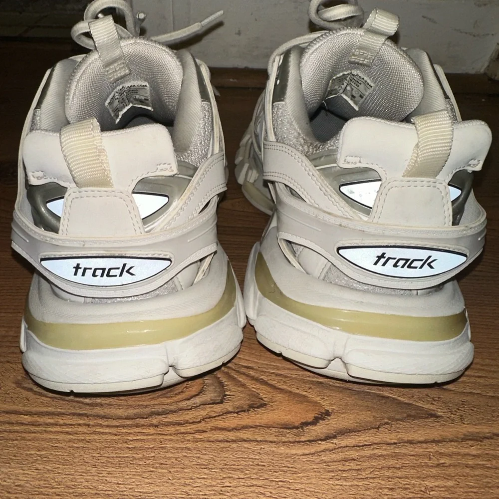 White Balenciaga. Size 11 - Picture 3 of 6